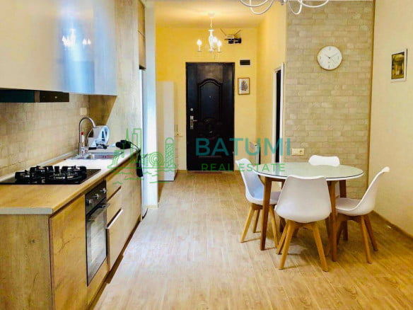 მაკდონალდსთან ახლოს, კომფორტული 2+1 ბინა