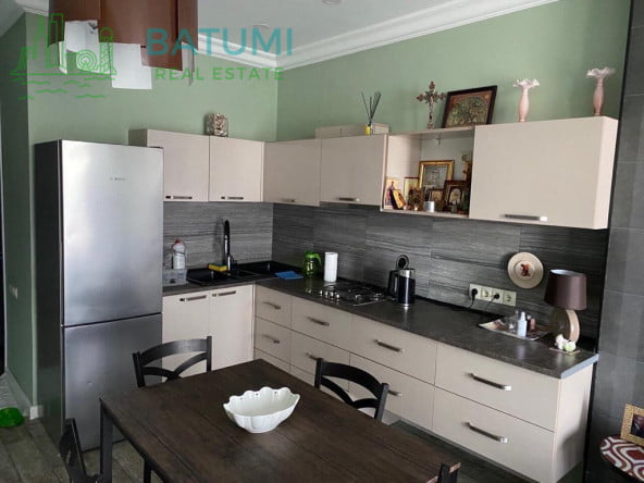 Rent 3-room apartment in the city center near McDonald's and Batumi Mall shopping center