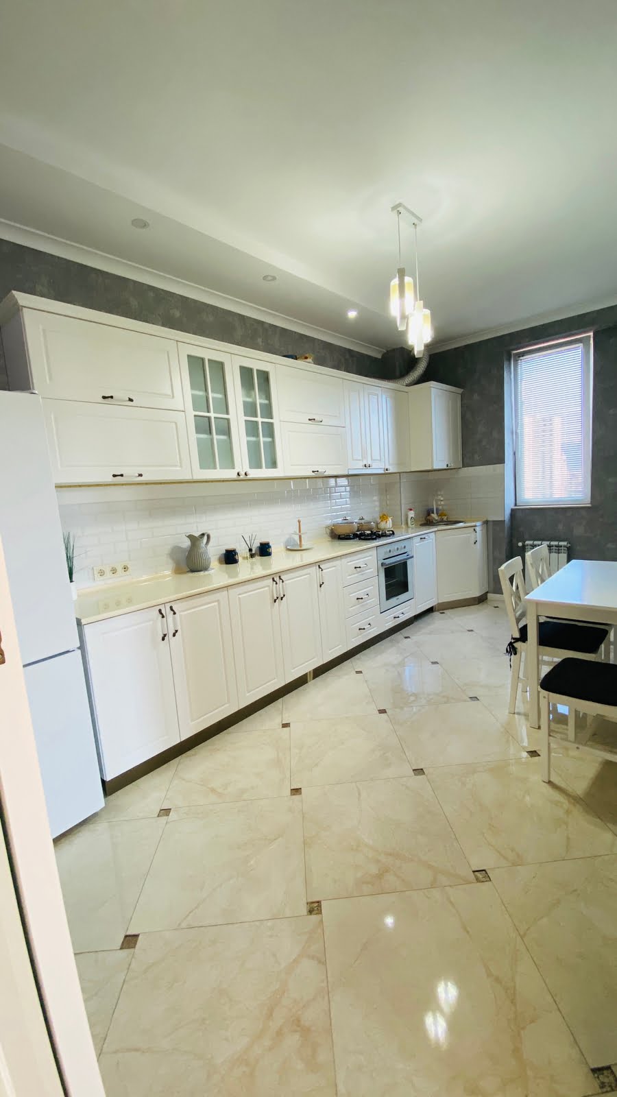 For sale 3-room apartment on Pirosmani street