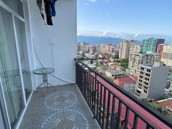 იყიდება 2 ოთახიანი ს.ხიმშიაშვილის ქ.