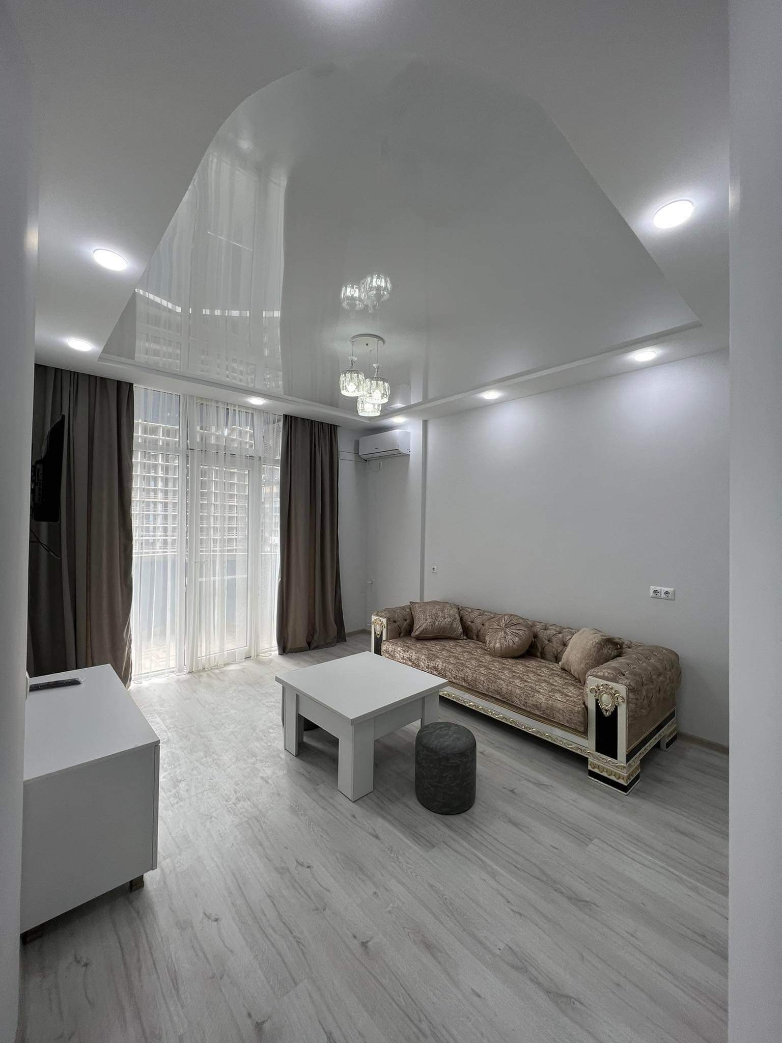 Rent 3x room on Khimshiashvili