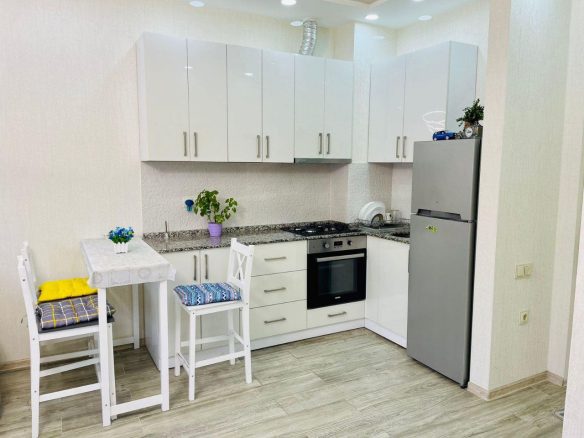 ქირავდება 3 ოთახიანი ქალაქის ცენტრში