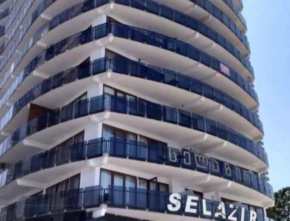 Продается 3х комнатная квартира с ремонтов на первой линий с видом на море на новом бульваре