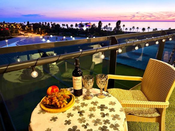 იყიდება ბინები ორბი ბიჩ თაუერში