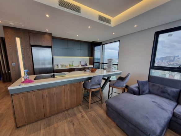 ხედი იყიდება ბინა პორტა თაუერში