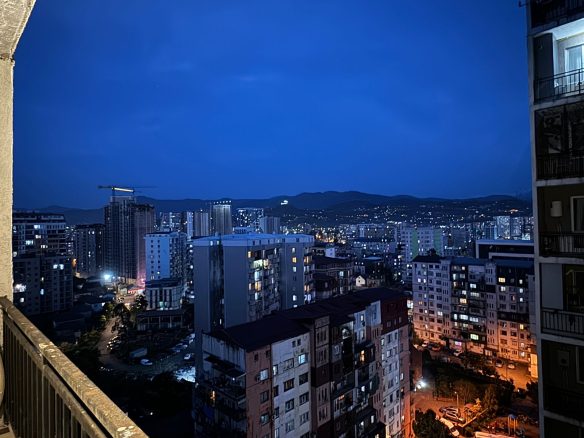 For Sale 4 Room Apartment On Agmashenebeli Street