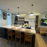 იყიდება ძვირადღირებული ორსართულიანი ვილა