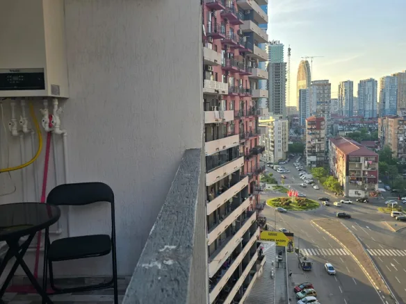 Продаётся студия в Гумбати